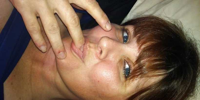 En tjej som älskar att ge oralsex till sin partner